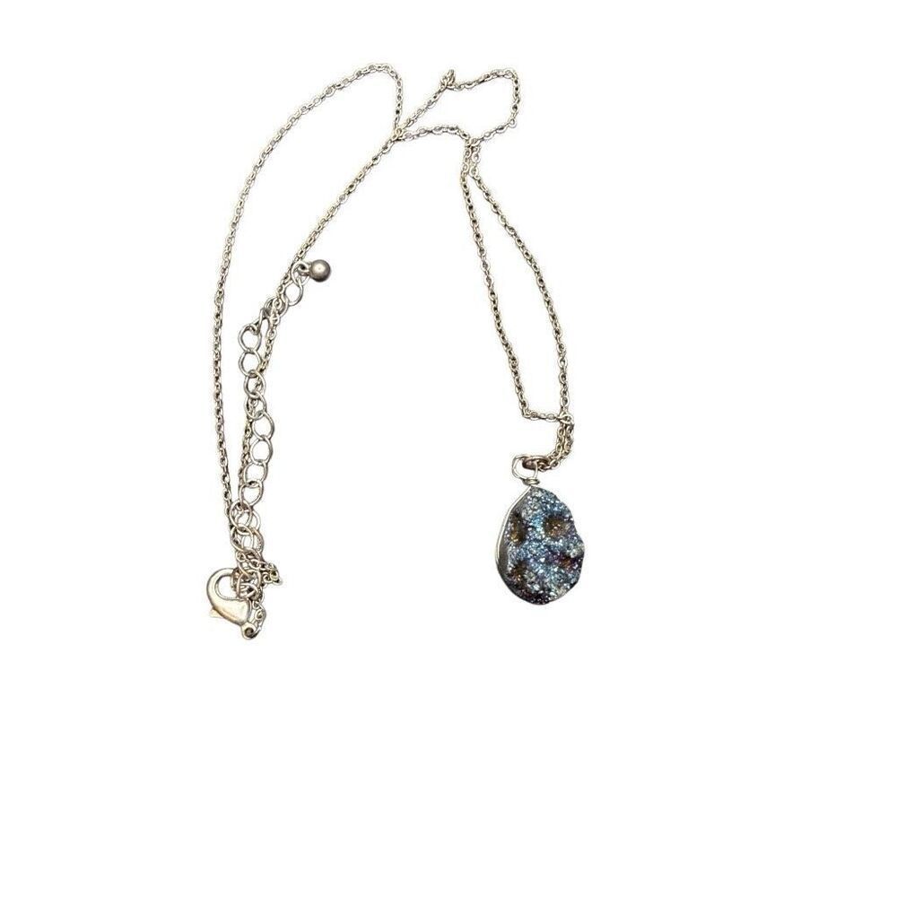 Gorgeous Drusy Stone Minimalist Necklace